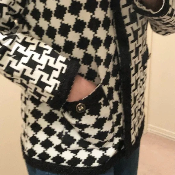 Knit Blazer - Picture 2 of 8